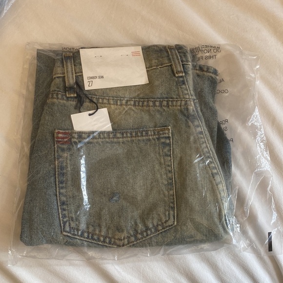 READ DESCRIPTION‼️BDG Cowboy Jean Vintage Destroyed Denim, size 27 - Picture 5 of 11